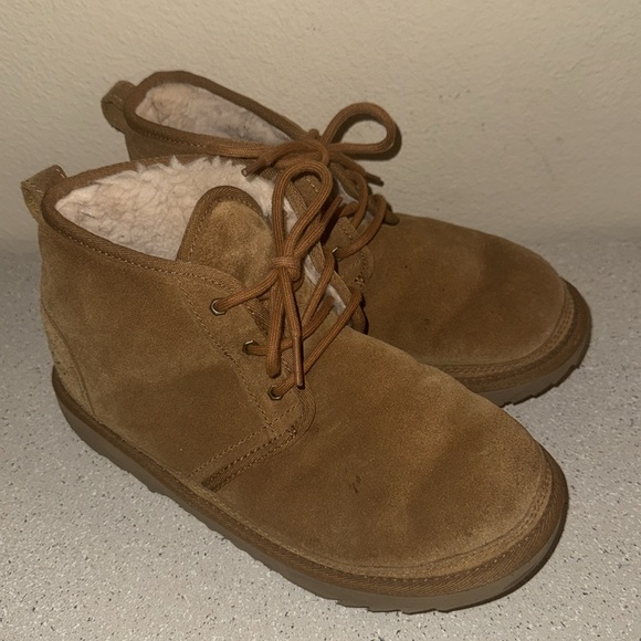 UGG Men’s Neumel Chestnut‎ Mini Boots Size 6 - Picture 2 of 7